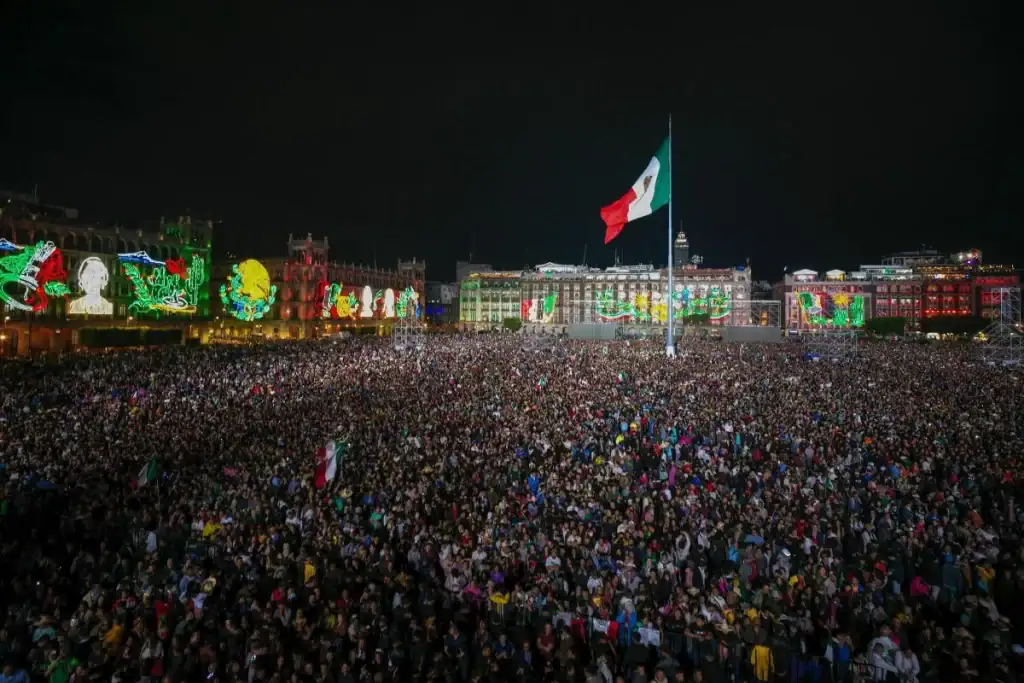Sheinbaum da Grito de Independencia