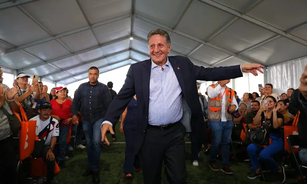 Juan José Frangie rinde informe