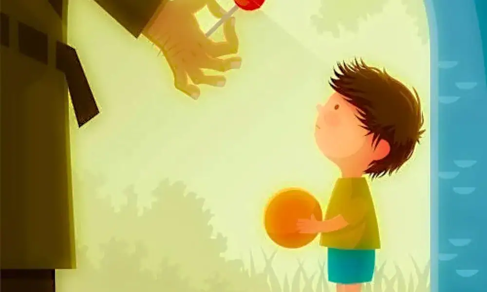 Lanza una pieza de mejora infantil con un juguete a un niño en un parque.