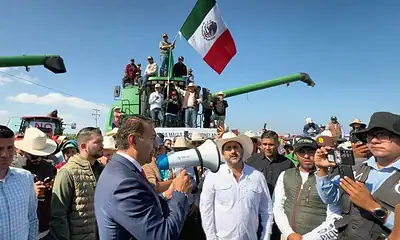 Agricultores de Jalisco retiran bloqueos en carretera tras reunión con autoridades y SADER Jalisco.