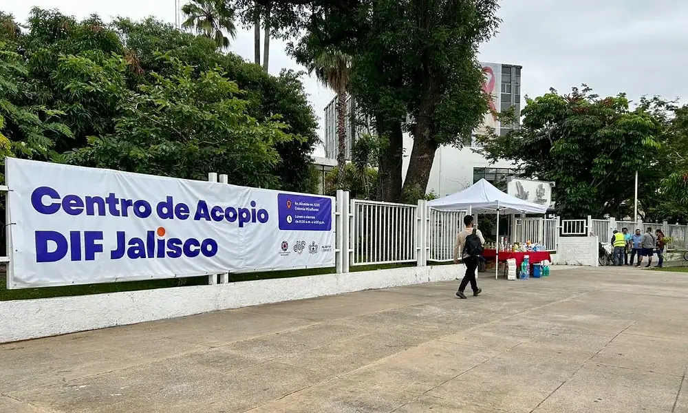 Centro de acopio de DIF Jalisco para apoyar a daminificados