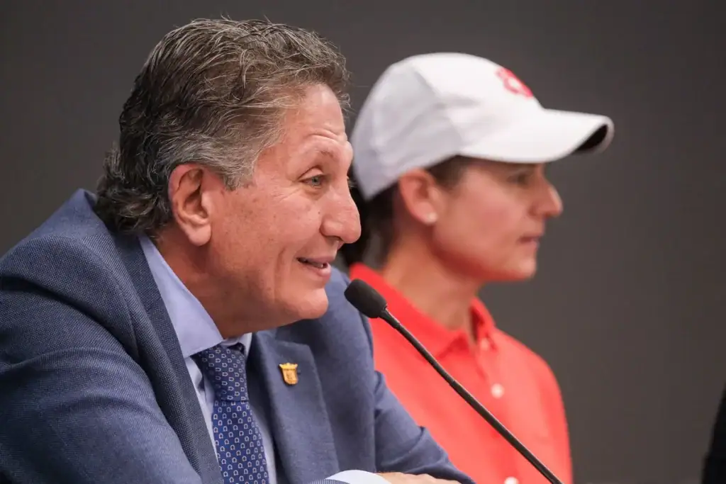 En la imagen, el encargado del Comité Organizador de Guadalajara 2026, Juan José Frangie.