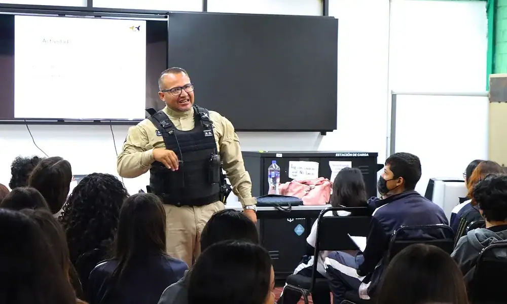 Tlaquepaque atiende a 17 mil estudiantes con acciones de prevención