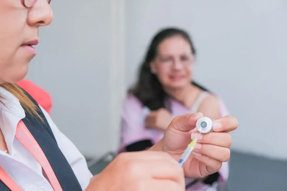 Jalisco busca aplicar 1.4 millones de dosis del biológico contra la influenza.