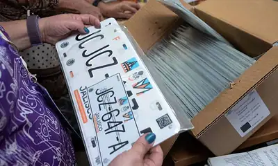 Más de 750 mil vehículos completaron la sustitución de placas en Jalisco