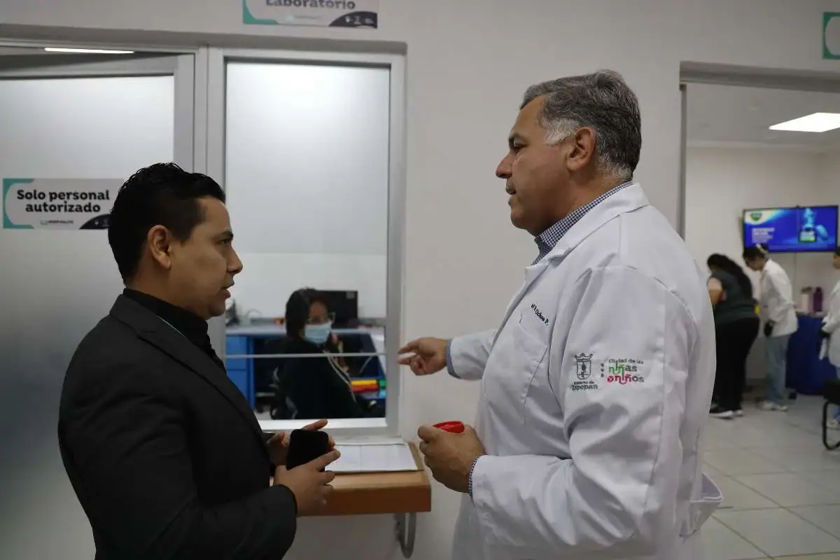 Descuentos a estudios médicos de hombres en el Hospitalito.