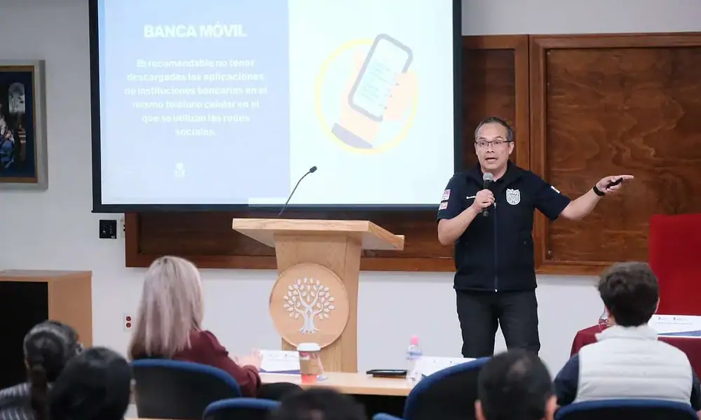 Estudiantes de la Universidad Panamericana (UP) recibieron capacitación en prevención de desaparición de personas