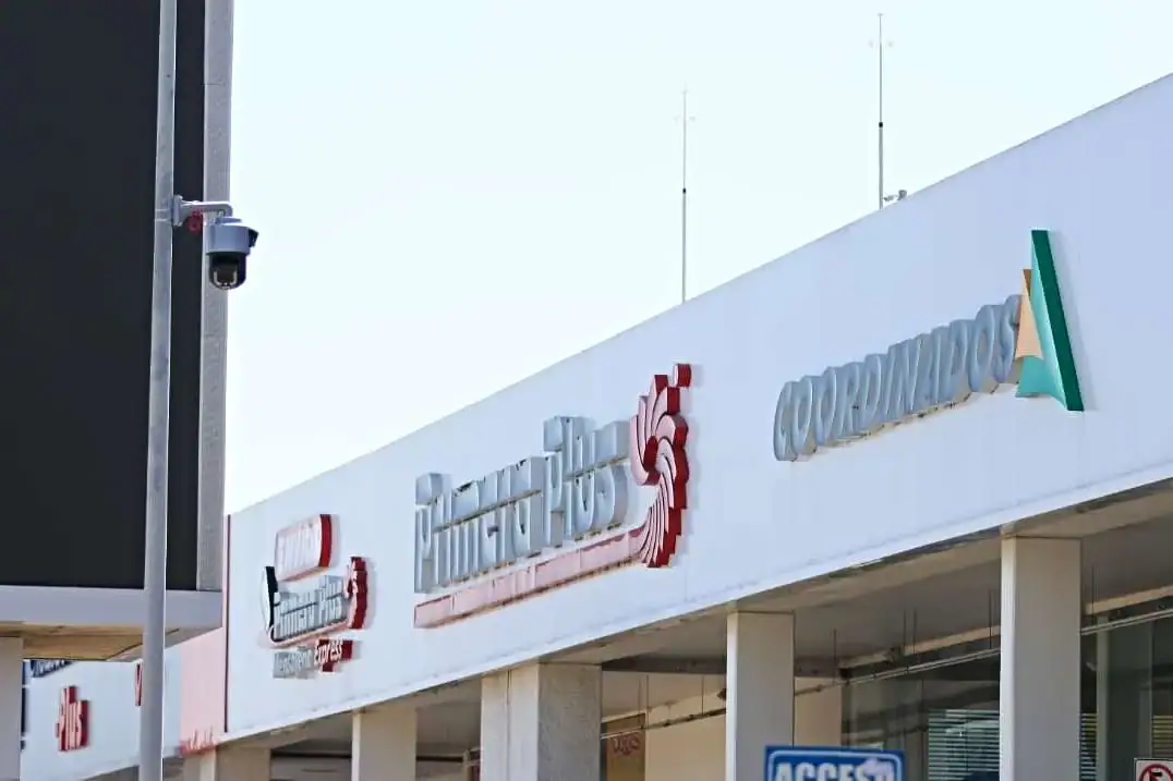 Laura Imelda Pérez Segura realizó un recorrido por la Nueva Central Camionera