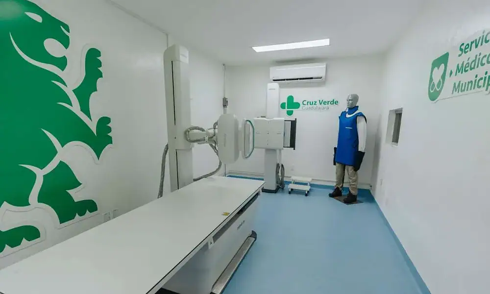 Cuidado médico en Cruz Verde, servicio de radiología y diagnóstico en Guadalajara, con tecnología moderna y atención especializada.