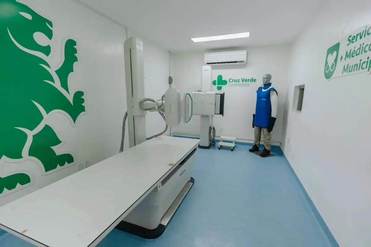 Cuidado médico en Cruz Verde, servicio de radiología y diagnóstico en Guadalajara, con tecnología moderna y atención especializada.