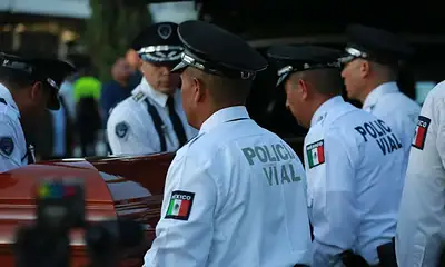 Despiden a las dos agentes de la Policía Vial asesinadas durante una revisión de rutina en el municipio de El Salto.