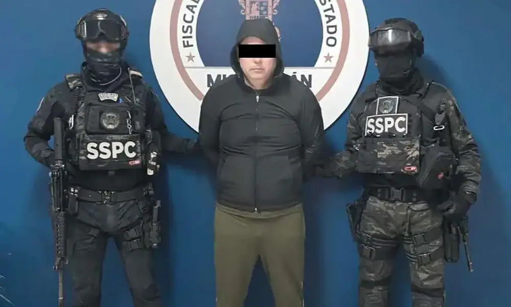 Detienen a presunto autor intelectual del homicidio de alcalde Carlos Manzo 