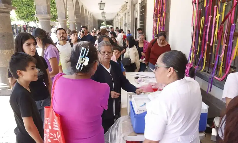 Módulos de vacunación de sarampión en Tlaquepaque