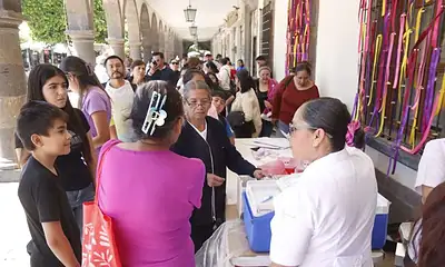 Módulos de vacunación de sarampión en Tlaquepaque