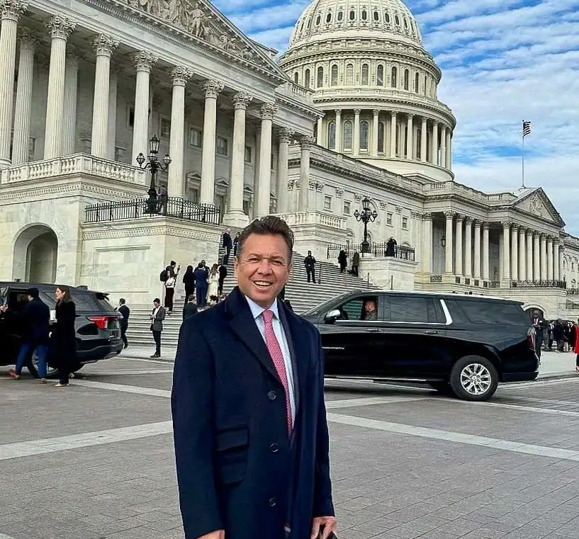 Lemus se reúne con congresistas estadunidenses en el Capitolio