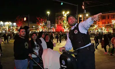 Guadalajara arranca operativo navideño con mil policías