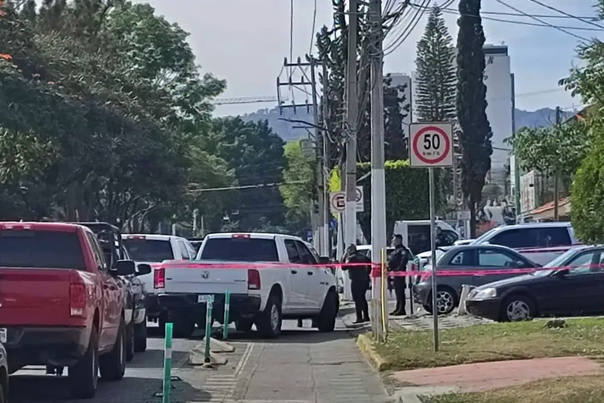Ataque armado en avenida Patria y Guadalupe deja un muerto y cinco heridos