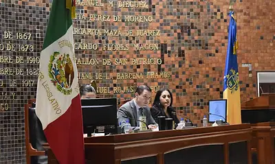 Congreso de Jalisco avala exhortos para frenar alza al transporte