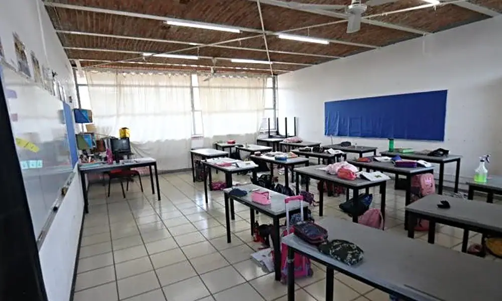 Suspenden clases presenciales en Jalisco por decisión estatal