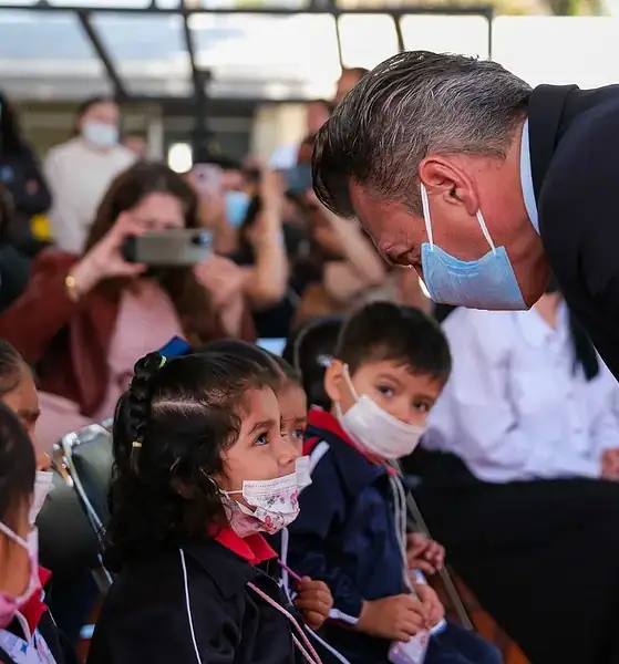 Jalisco está de pie’, asegura Lemus tras regreso a clases presenciales