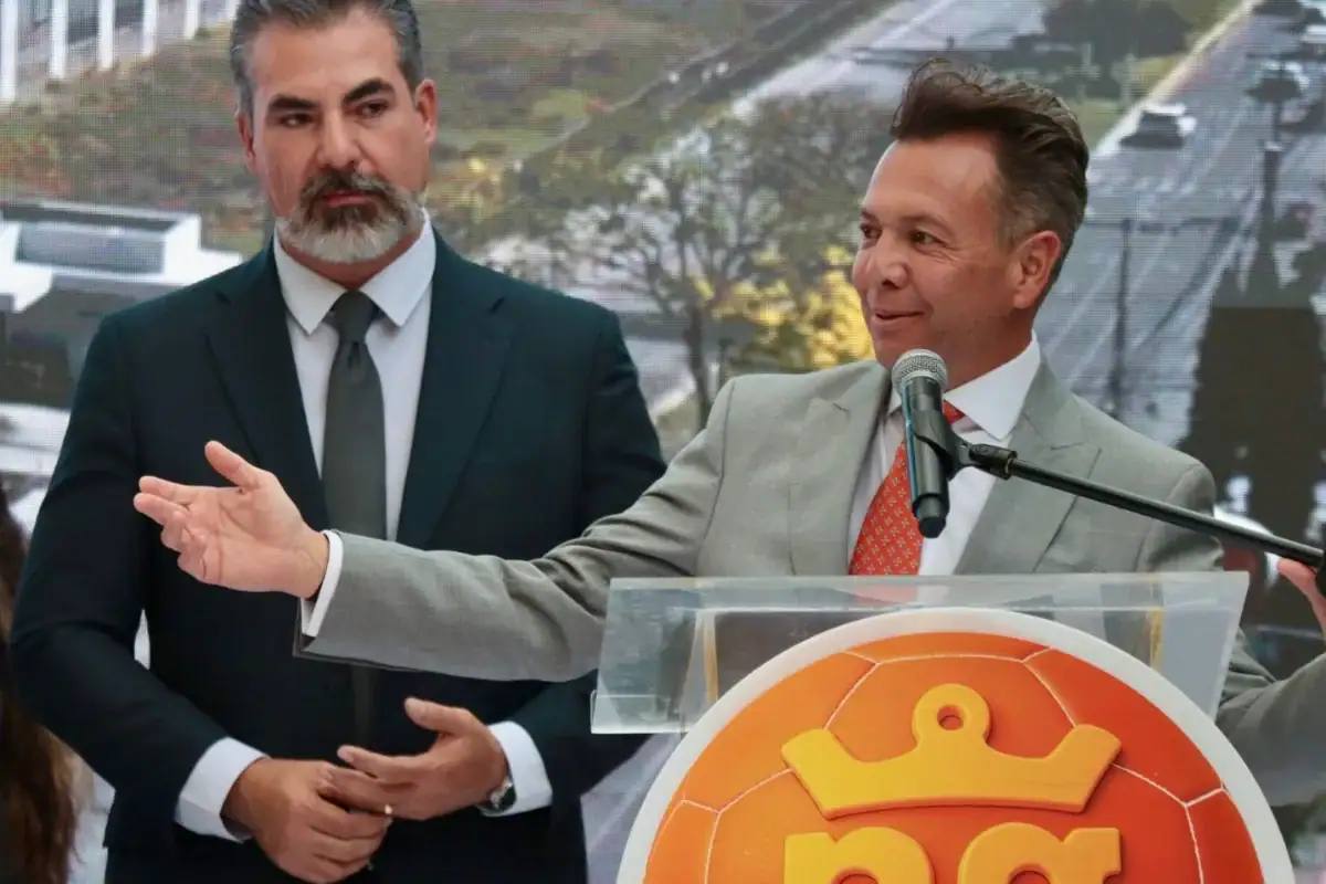 Se va Juárez Trueba del Siapa; llega Ismael Jáuregui Castañeda