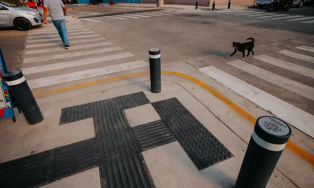 Guadalajara rehabilita vialidades en colonia El Zalate