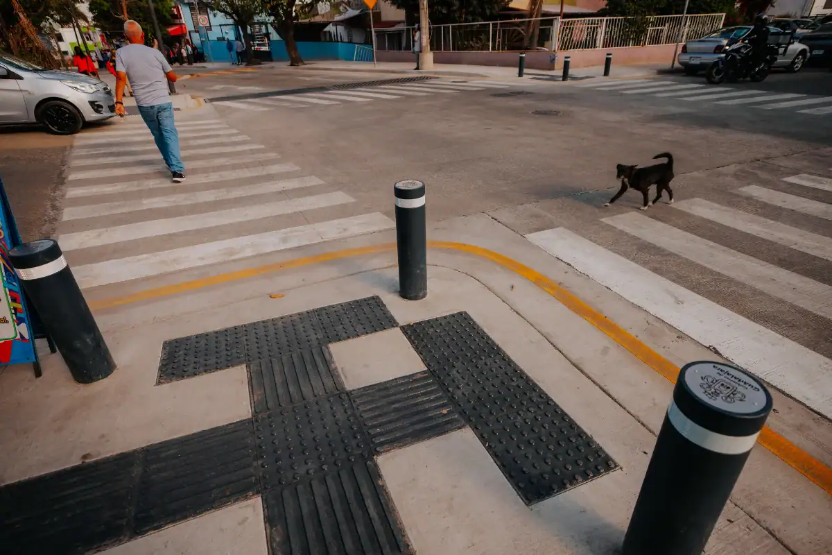 Guadalajara rehabilita vialidades en colonia El Zalate