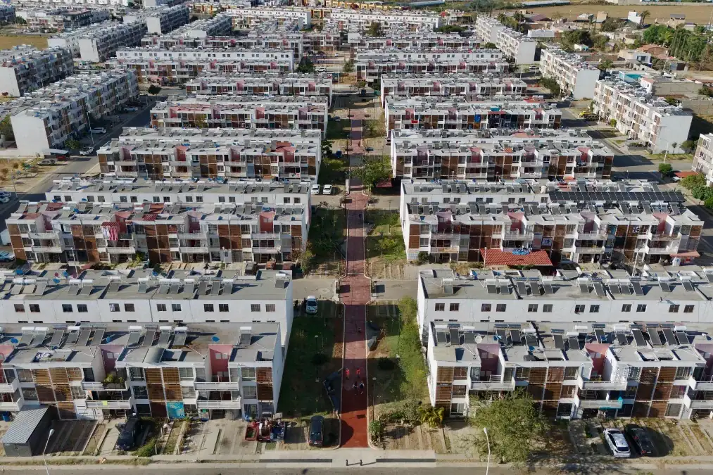 Zapopan inaugura parque lineal en Villa Fontana