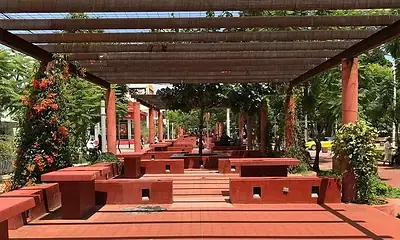 Parque Revolución o Parque Rojo