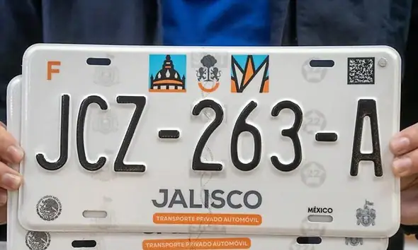 Aún faltan 365 mil automovilistas por realizar el canje de placas
