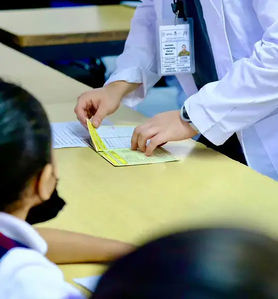 Brigadas de vacunación visitarán a escuelas de Jalisco