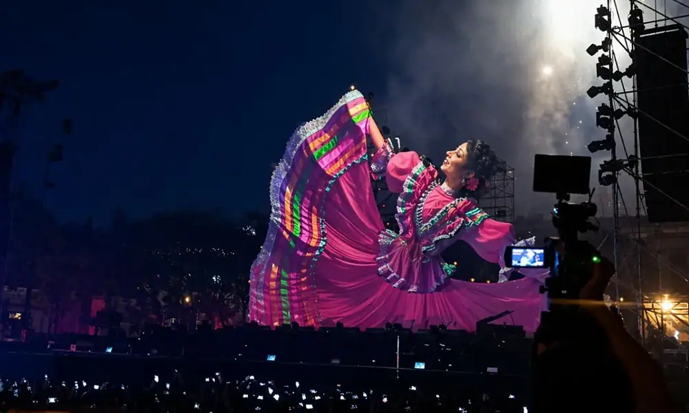 Luz, música y orgullo tapatío; así se vivió la inauguración de GDLuz