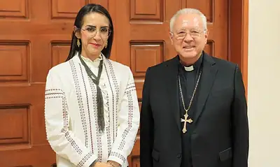 Alcaldesa de Tlaquepaque se reúne con el Cardenal Robles