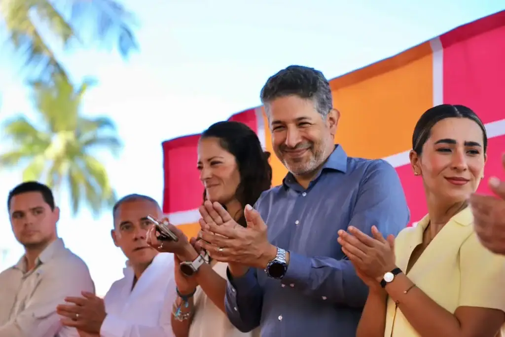 Jalisco entrega cuatro escuelas renovadas en Vallarta: inversión es de 40.8 mdp