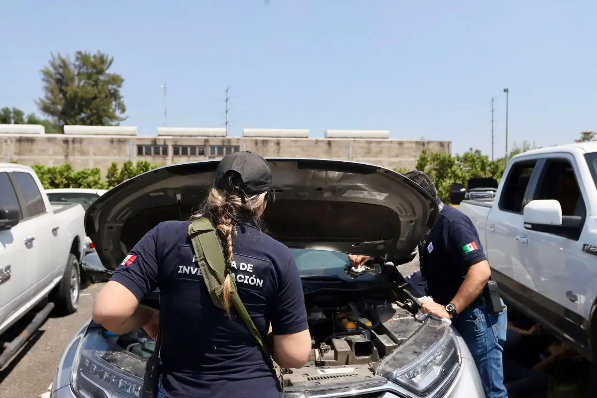 Capacitan a personal de Fiscalía en identificación vehicular en Jalisco