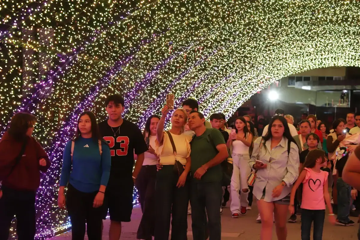 GDLuz 2026 reúne a más de 1.6 millones en Guadalajara