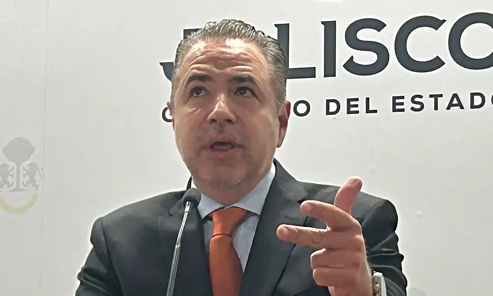 Jalisco busca eliminar coyotaje y simplificar trámites vehiculares