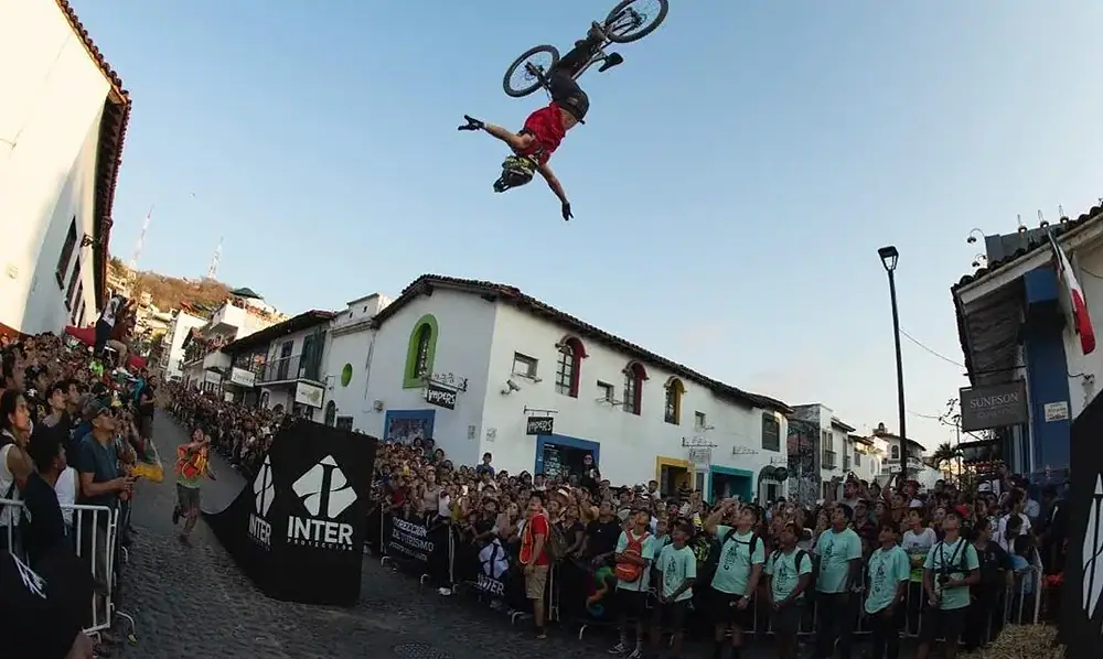 Llegan a Jalisco competencias internacionales de ciclismo y slackline