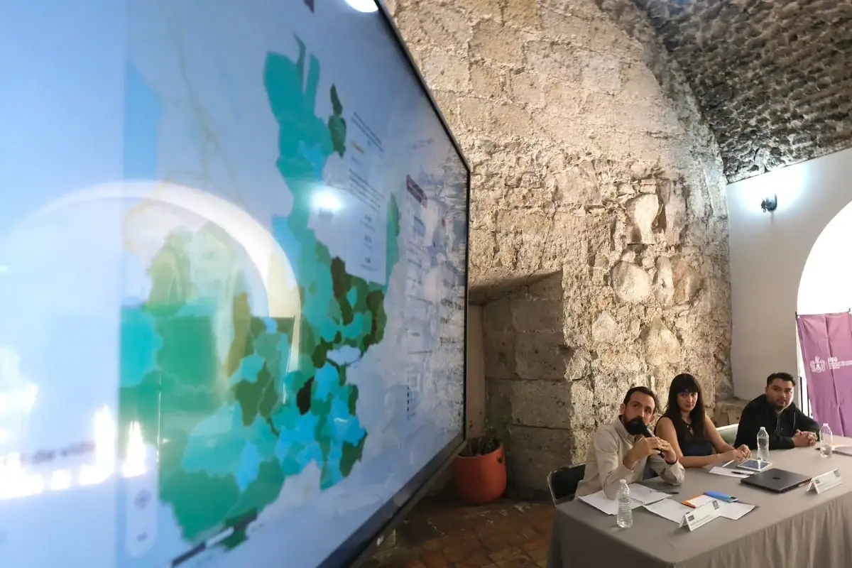 Presentan MapaLab; reúne información estadística de los 125 municipios
