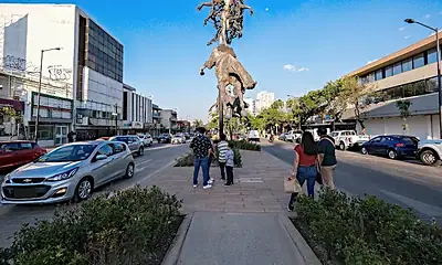 Reabren Plaza de la República tras renovación en Guadalajara