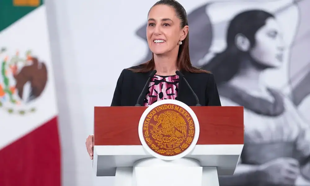 Precio de gasolina no superará 24 pesos; diésel quedó en 28: Sheinbaum