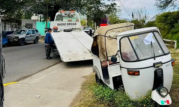 Tlajomulco mantiene retiro de vehículos abandonados; van 387