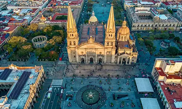 Turismo canadiense crece en Jalisco: sube 9.5% en 2026