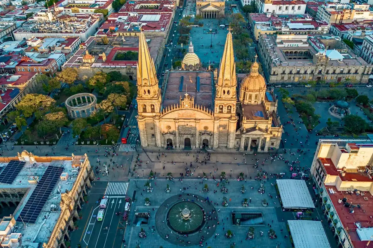 Turismo canadiense crece en Jalisco: sube 9.5% en 2026