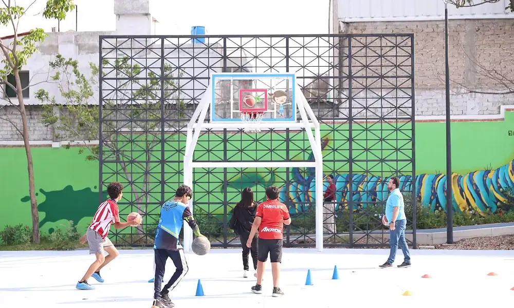 Zapopan inaugura unidad deportiva en Glorias del Colli