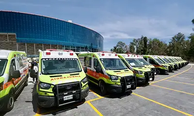 Jalisco entrega 146 ambulancias para atención de emergencias en las 12 regiones
