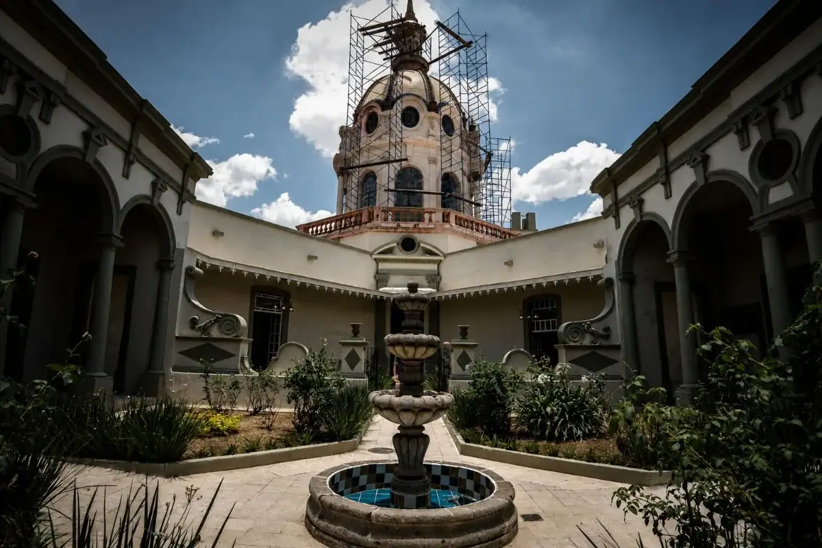 Restauran Antiguo Hospital del Sagrado Corazón en Tepatitlán; obra alcanza 90% de avance