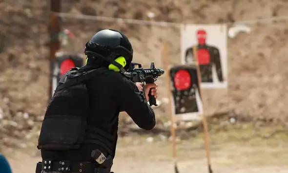 Adiestran a Policías de Jalisco en tácticas de intervención urbana