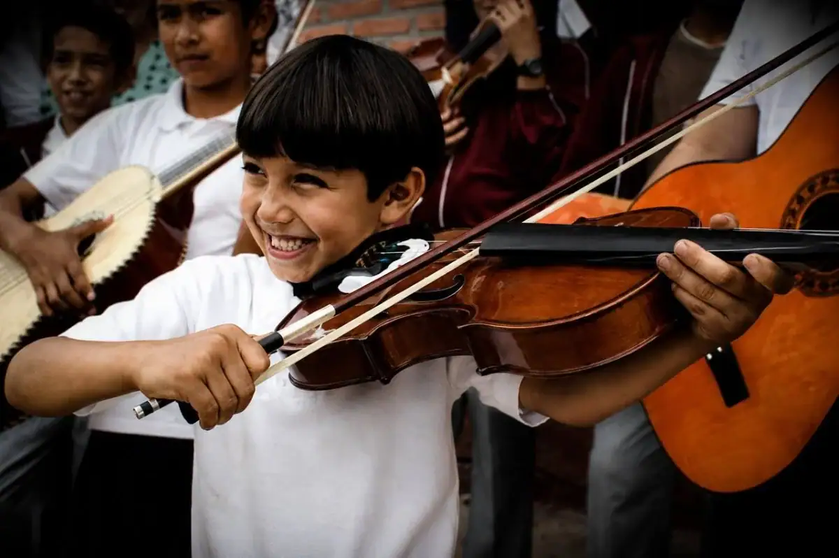 ECOS crece a 55 núcleos; amplía cobertura musical gratuita en 46 municipios de Jalisco