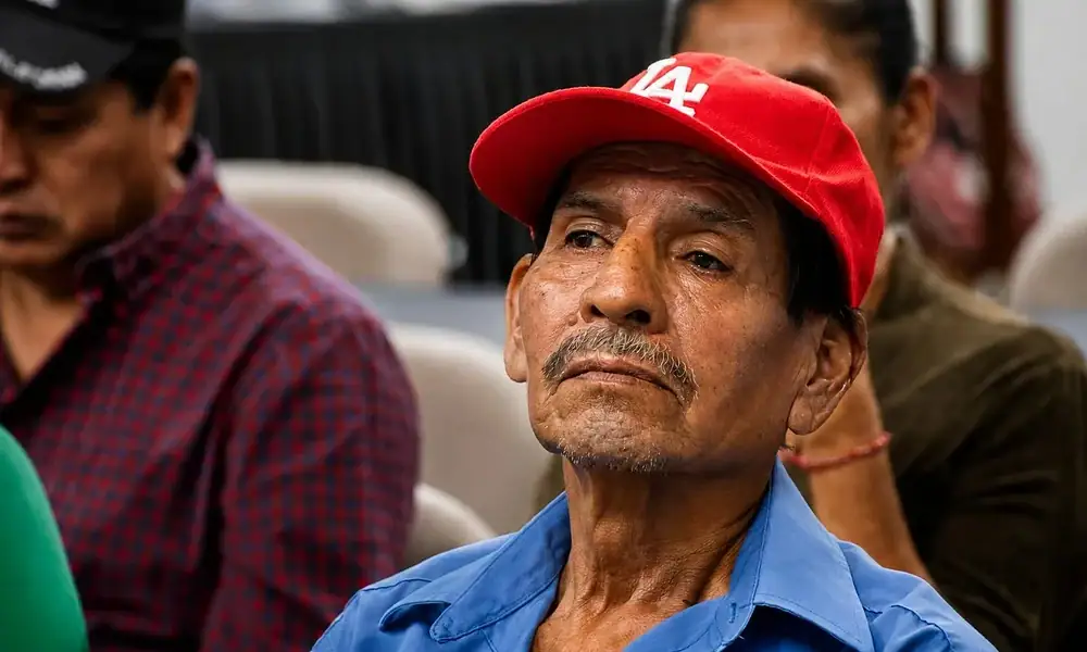Jalisco entrega visas a adultos mayores para reencontrarse con sus familias en Estados Unidos
